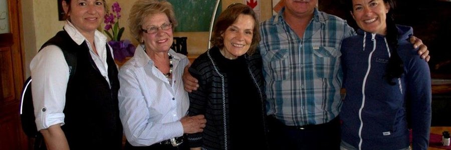 Conservation Leaders come together at the Great White House in Kleinbaai - FLTR Liezl Bezuidenhout, Mayor Nicolette Botha-Guthrie, Dr. Sylvia A Earle, Wilfred Chivell and Hanli Prinsloo